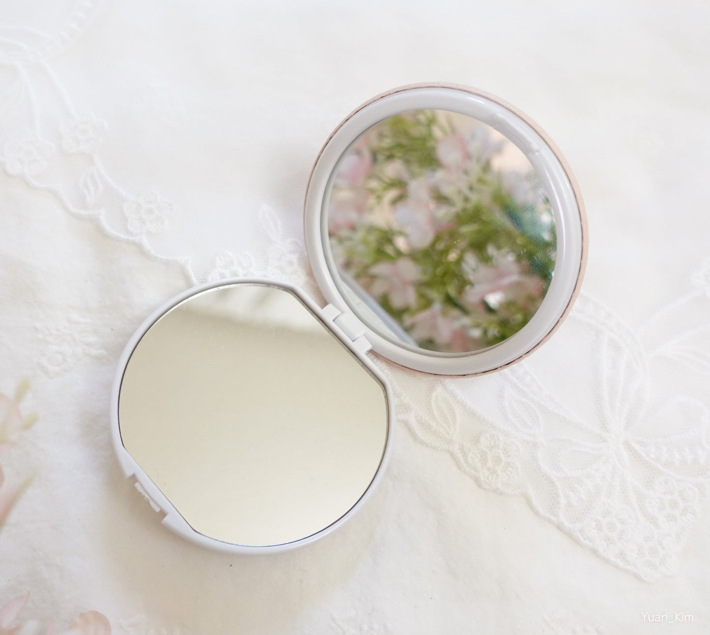 Kitty Compact Mirror